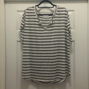 NWT Lane Bryant stripe short-sleeve tee size 22/24